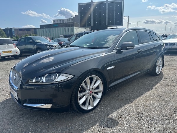 Used Jaguar XF 2014 for sale - 74943441: Photo 3