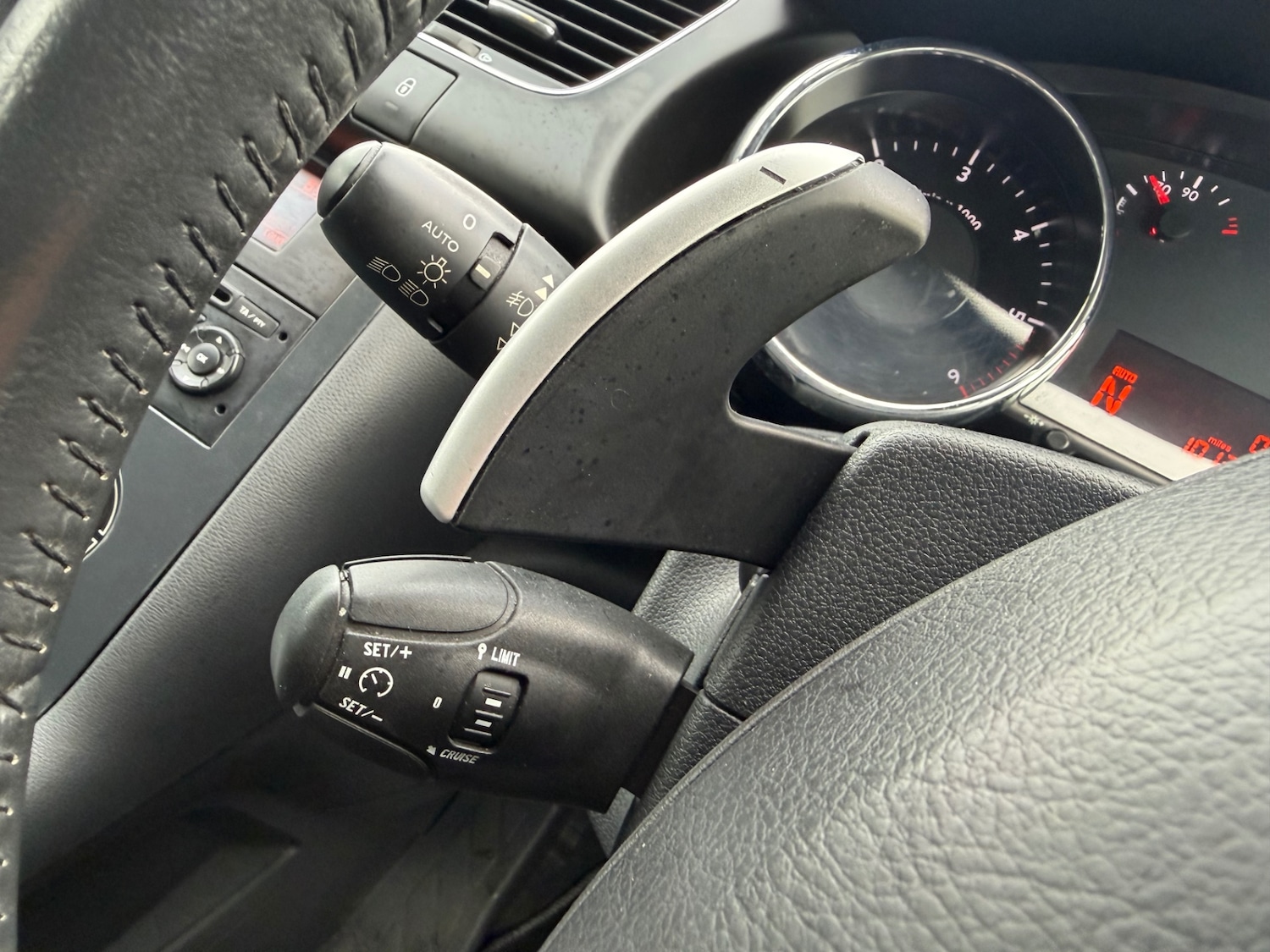 Used Peugeot 3008 2011 for sale - 76649863: Photo 18