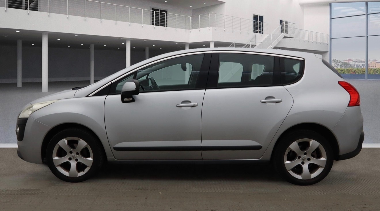 Used Peugeot 3008 2011 for sale - 76649863: Photo 3