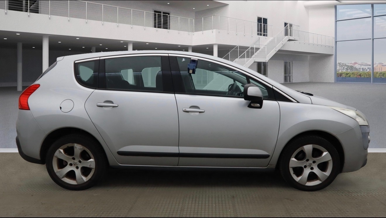 Used Peugeot 3008 2011 for sale - 76649863: Photo 6