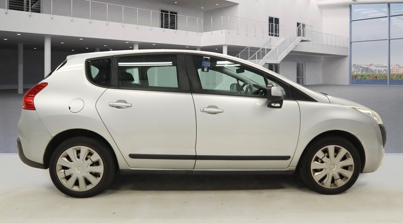 Used Peugeot 3008 2010 for sale - 77669426: Photo 6