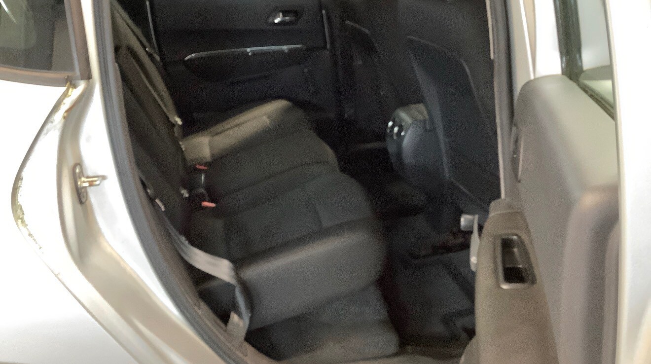 Used Peugeot 3008 2010 for sale - 77669426: Photo 8