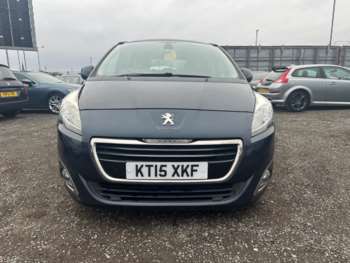 Used Peugeot 5008 2015 for sale - 74152402: Photo