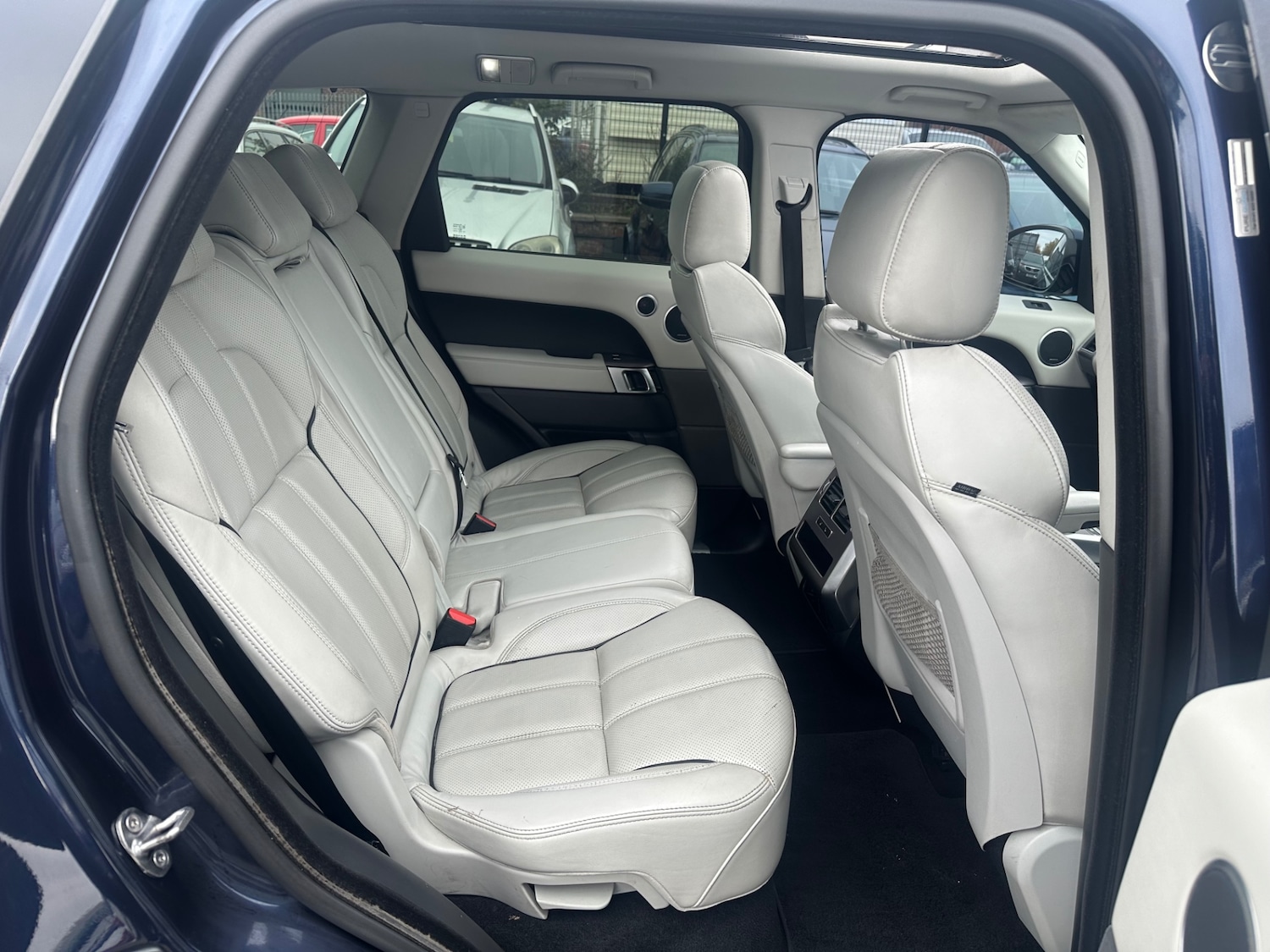 Used Land Rover Range Rover Sport 2015 for sale - 76246481: Photo 10