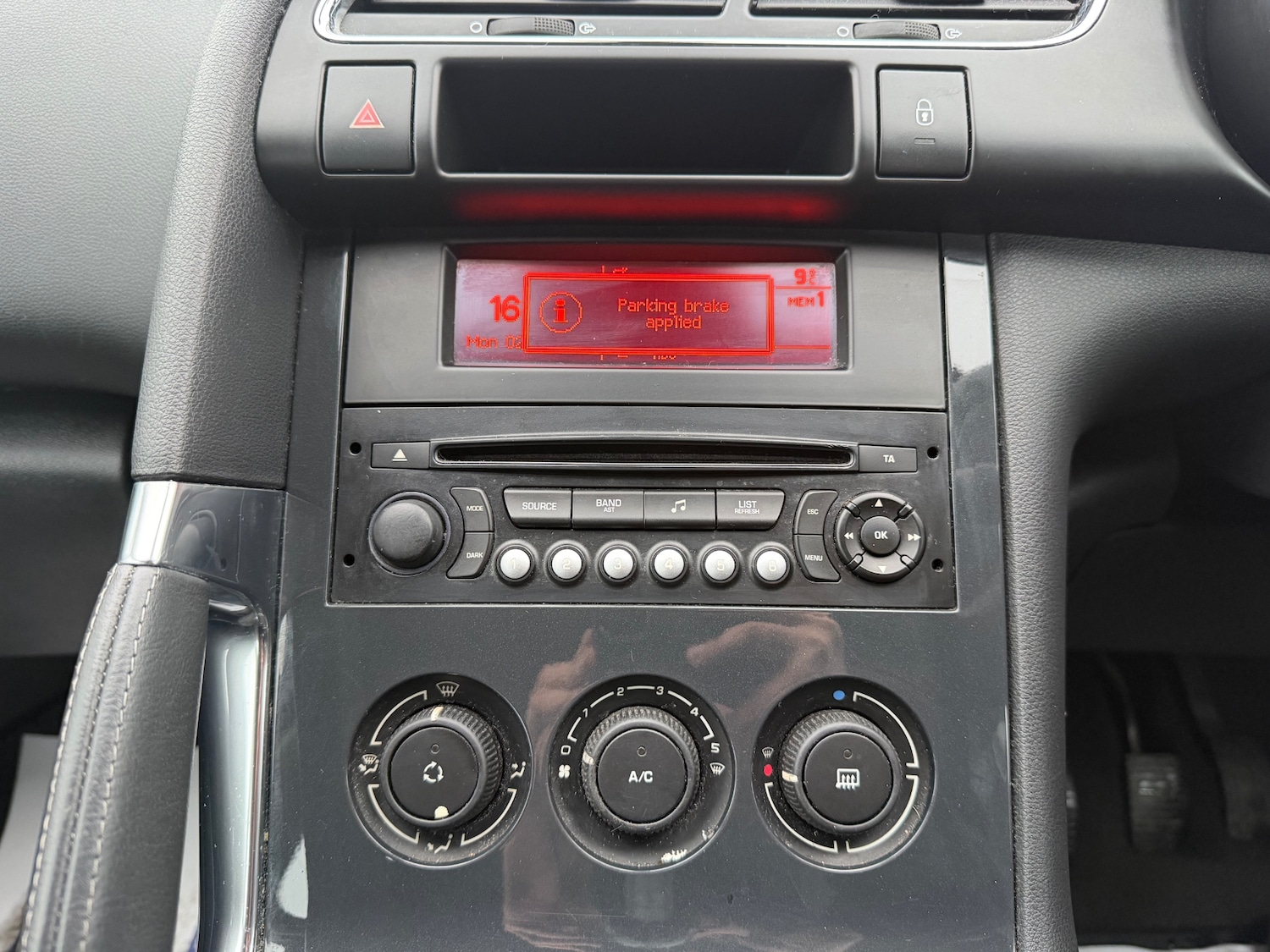 Used Peugeot 3008 2012 for sale - 77718333: Photo 18