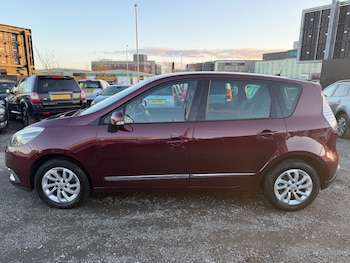 Used Renault Scenic 2015 for sale - 77669467: Photo