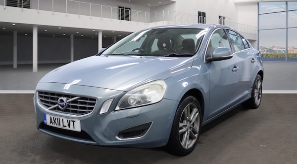 Used Volvo S60 2011 for sale - 76248995: Photo 2