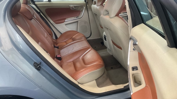 Used Volvo S60 2011 for sale - 76248995: Photo 8