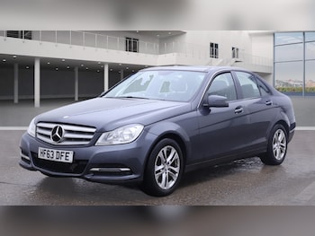 Used Mercedes-Benz C-Class 2013 for sale - 76179118: Photo 2