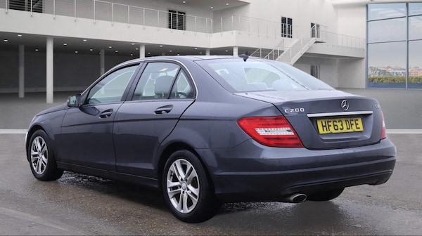 Used Mercedes-Benz C-Class 2013 for sale - 76179118: Photo 4