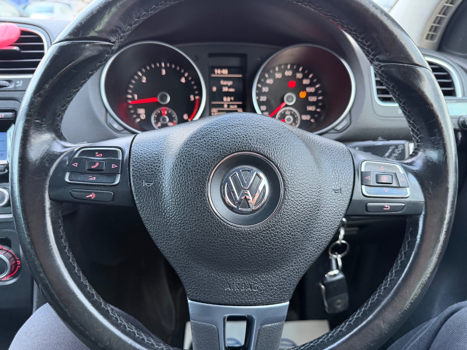 Used Volkswagen Golf 2010 for sale - 76893335: Photo 18