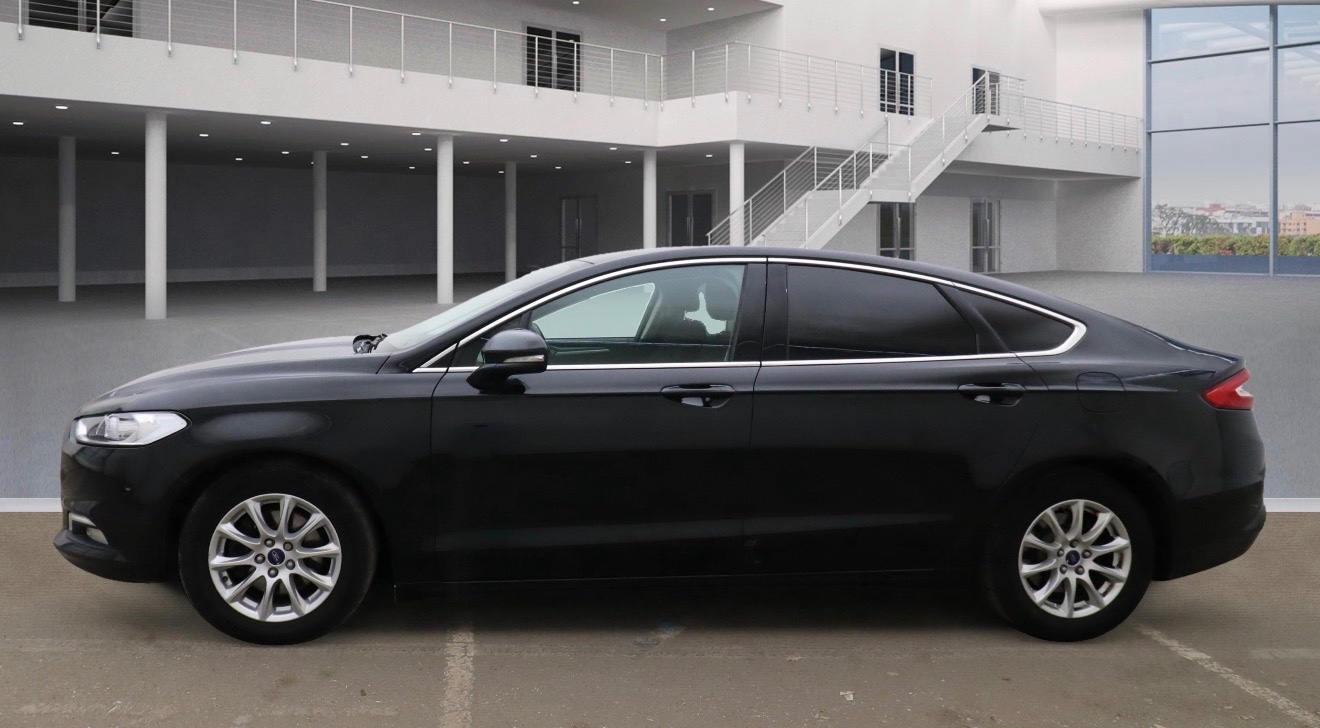 Used Ford Mondeo 2016 for sale - 76666485: Photo 3