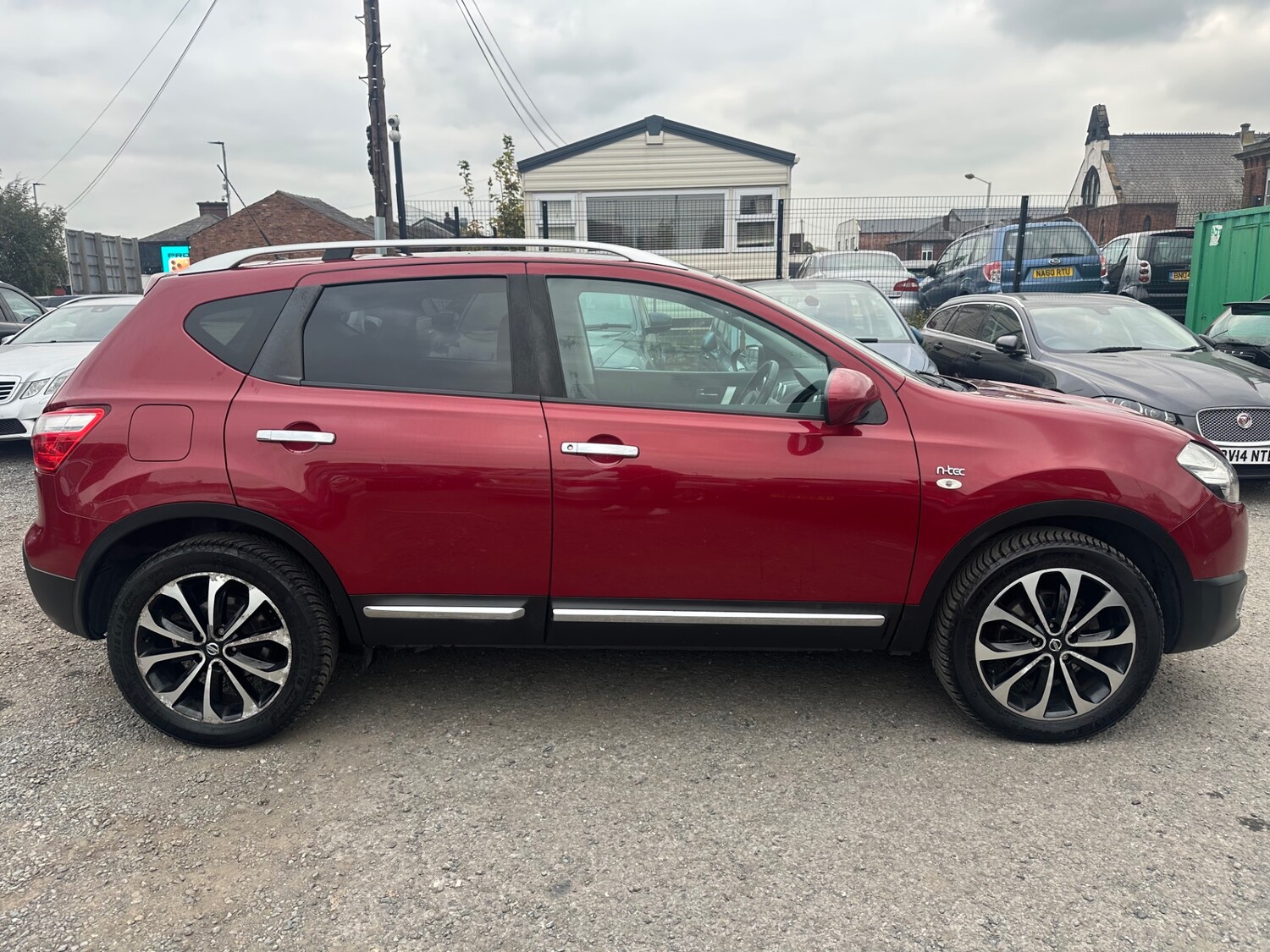 Used Nissan Qashqai 2011 for sale - 76290512: Photo 8