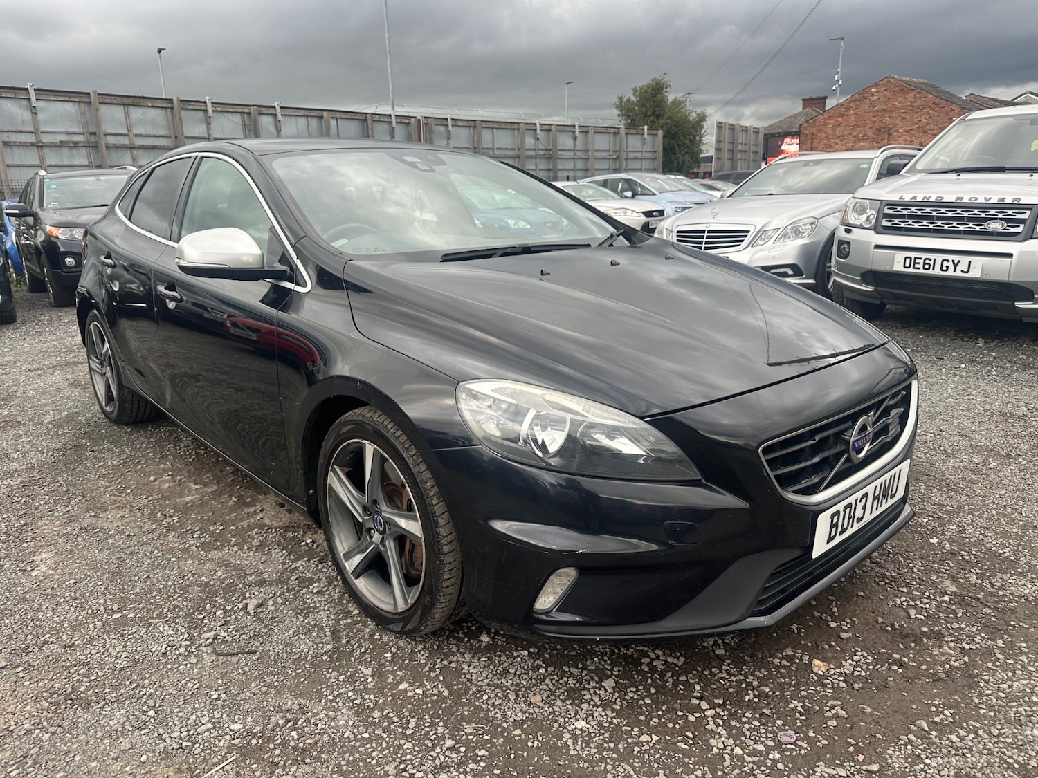 Used Volvo V40 2013 for sale - 75997097: Photo 1