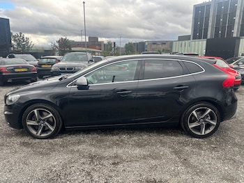 Used Volvo V40 2013 for sale - 75997097: Photo