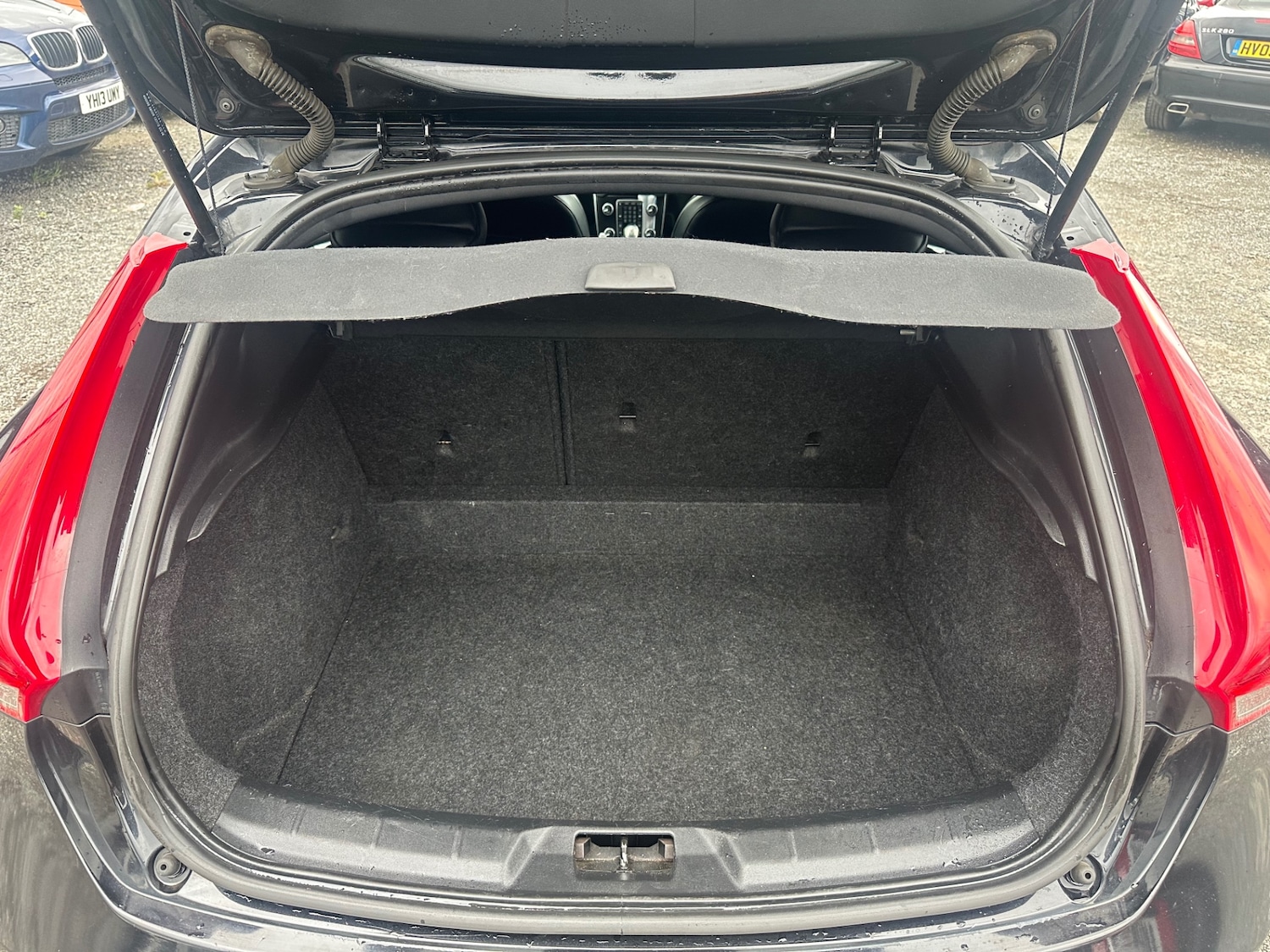 Used Volvo V40 2013 for sale - 75997097: Photo 9