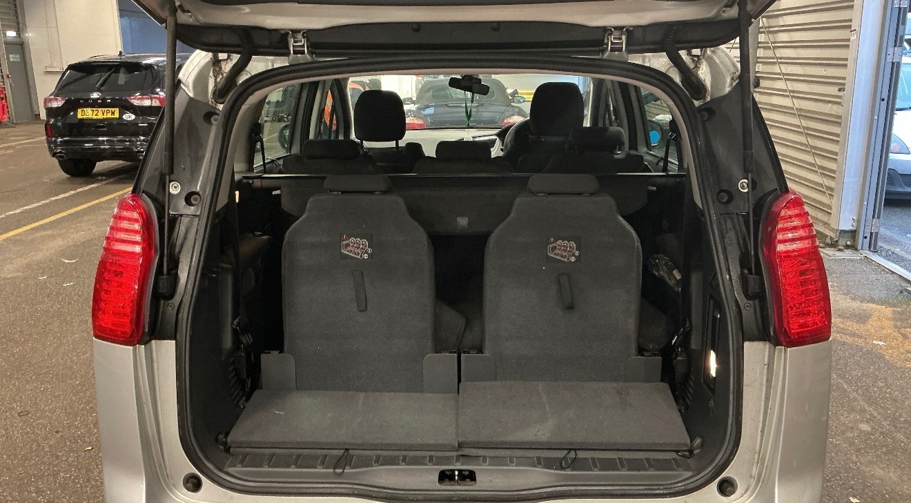 Used Peugeot 5008 2012 for sale - 77497589: Photo 7