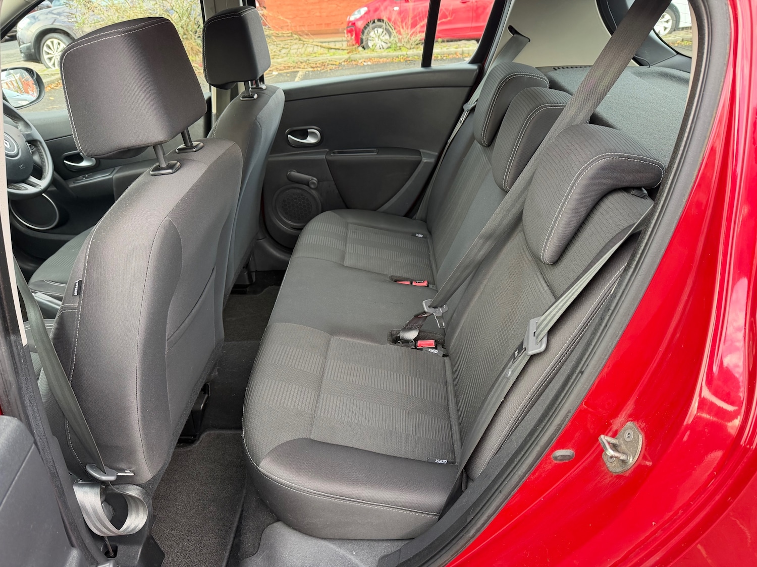 Used Renault Clio 2011 for sale - 76834661: Photo 13