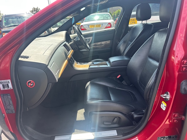 Used Jaguar XF 2013 for sale - 74929573: Photo 14