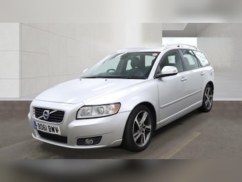 Used Volvo V50 2011 for sale - 79004104: Photo