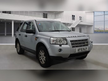 2010 (10) - 2.2 Td4 e XS [Nav] 5dr