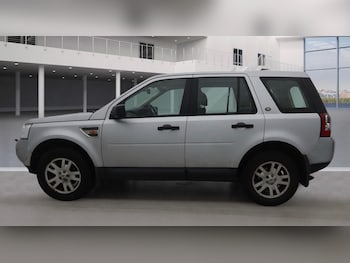 Used Land Rover Freelander 2010 for sale - 77750474: Photo