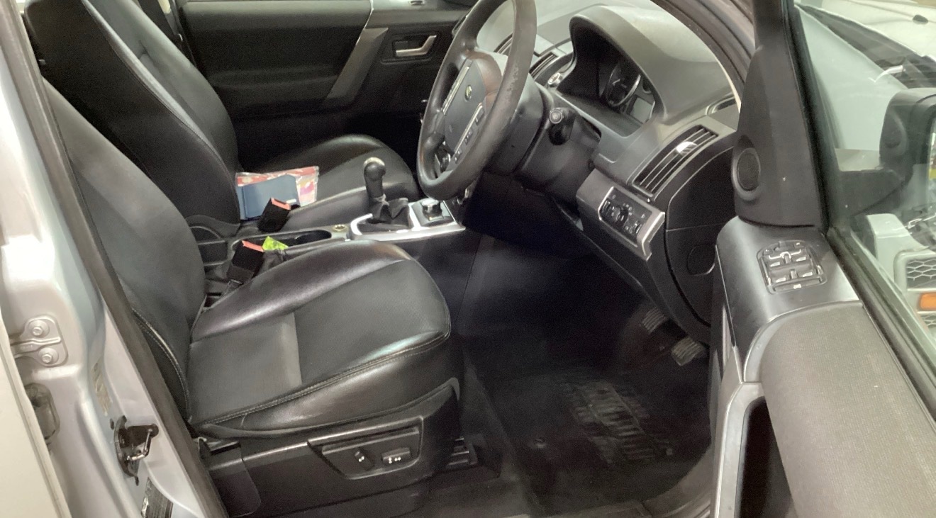 Used Land Rover Freelander 2010 for sale - 77750474: Photo 9