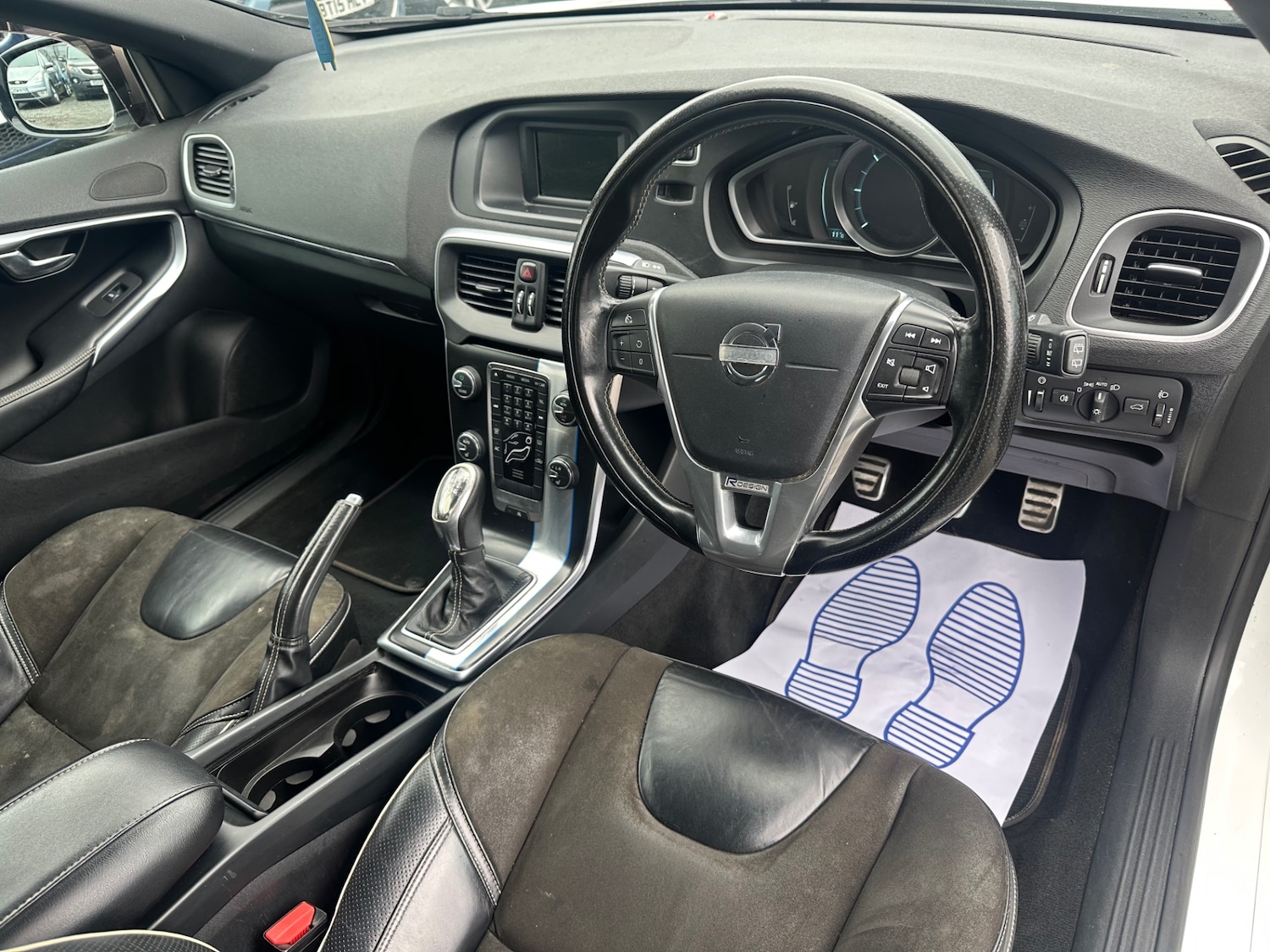 Used Volvo V40 2013 for sale - 76198641: Photo 12