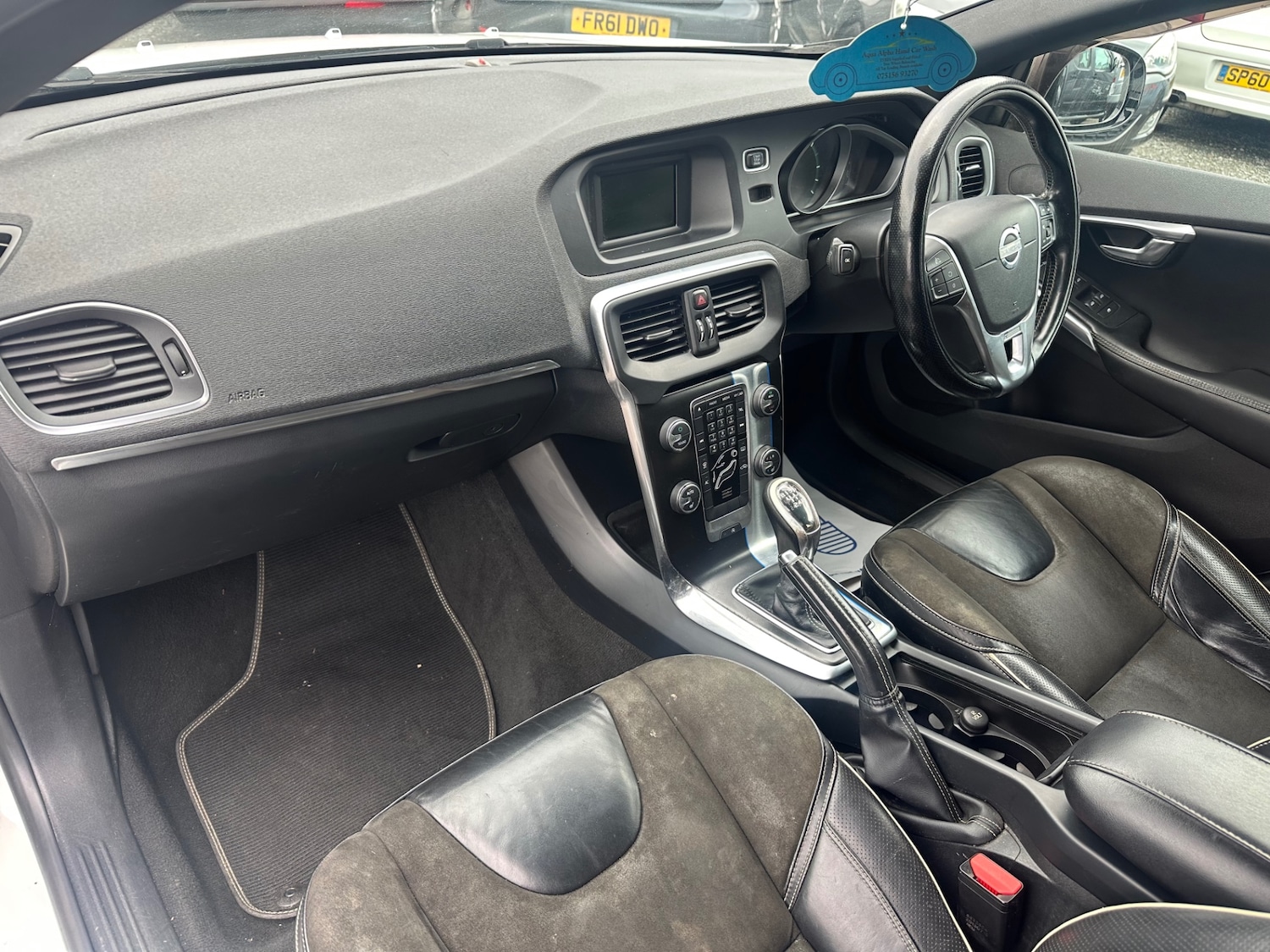 Used Volvo V40 2013 for sale - 76198641: Photo 15