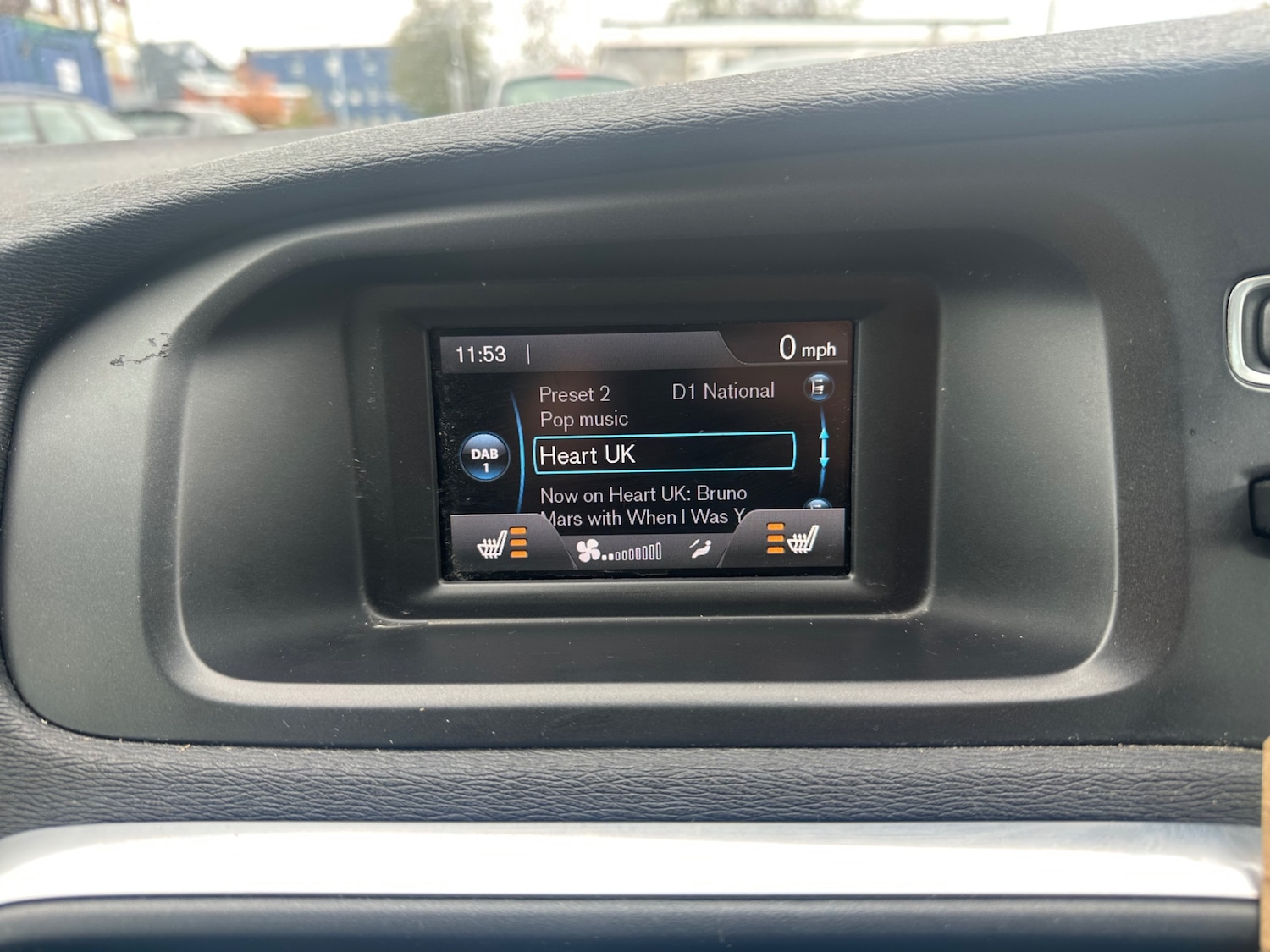 Used Volvo V40 2013 for sale - 76198641: Photo 18