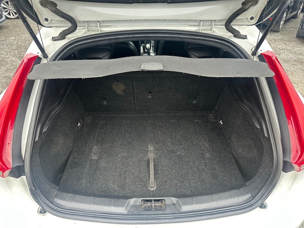 Used Volvo V40 2013 for sale - 76198641: Photo 9