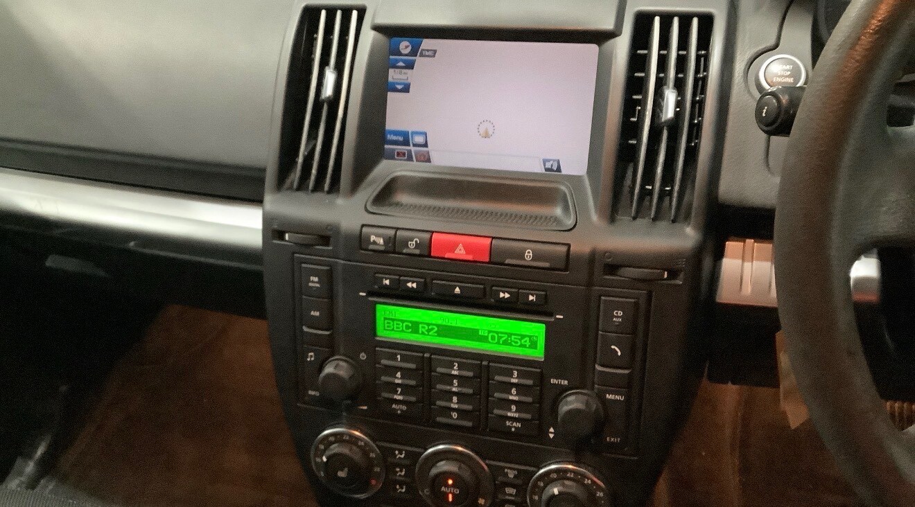 Used Land Rover Freelander 2010 for sale - 77465487: Photo 11