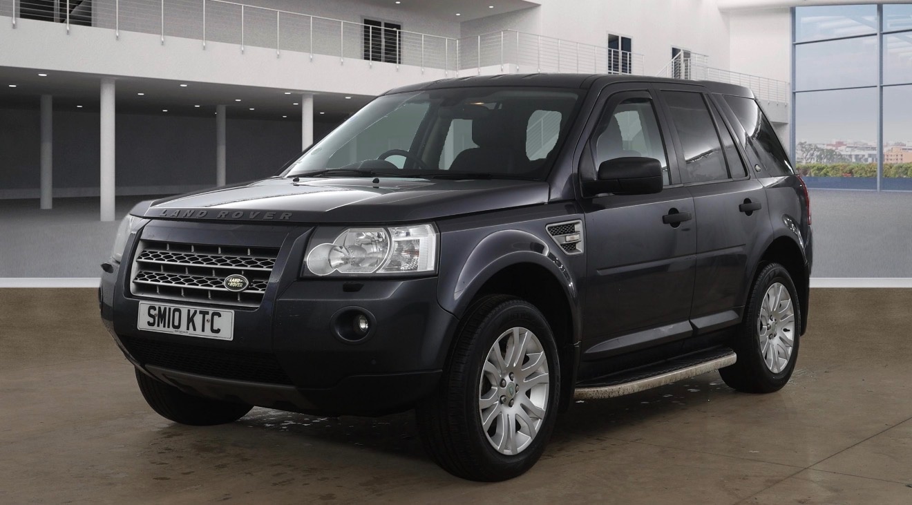 Used Land Rover Freelander 2010 for sale - 77465487: Photo 2