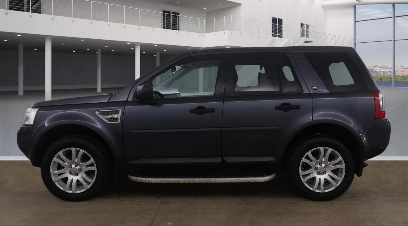 Used Land Rover Freelander 2010 for sale - 77465487: Photo 3
