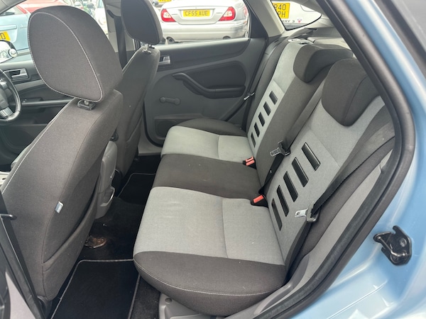 Used Ford Focus 2008 for sale - 74883878: Photo 13