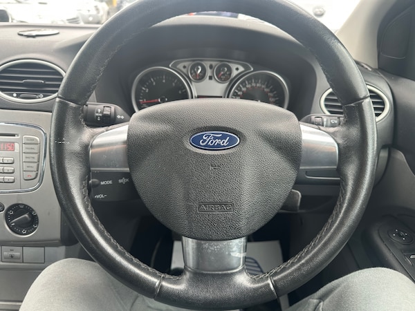Used Ford Focus 2008 for sale - 74883878: Photo 18