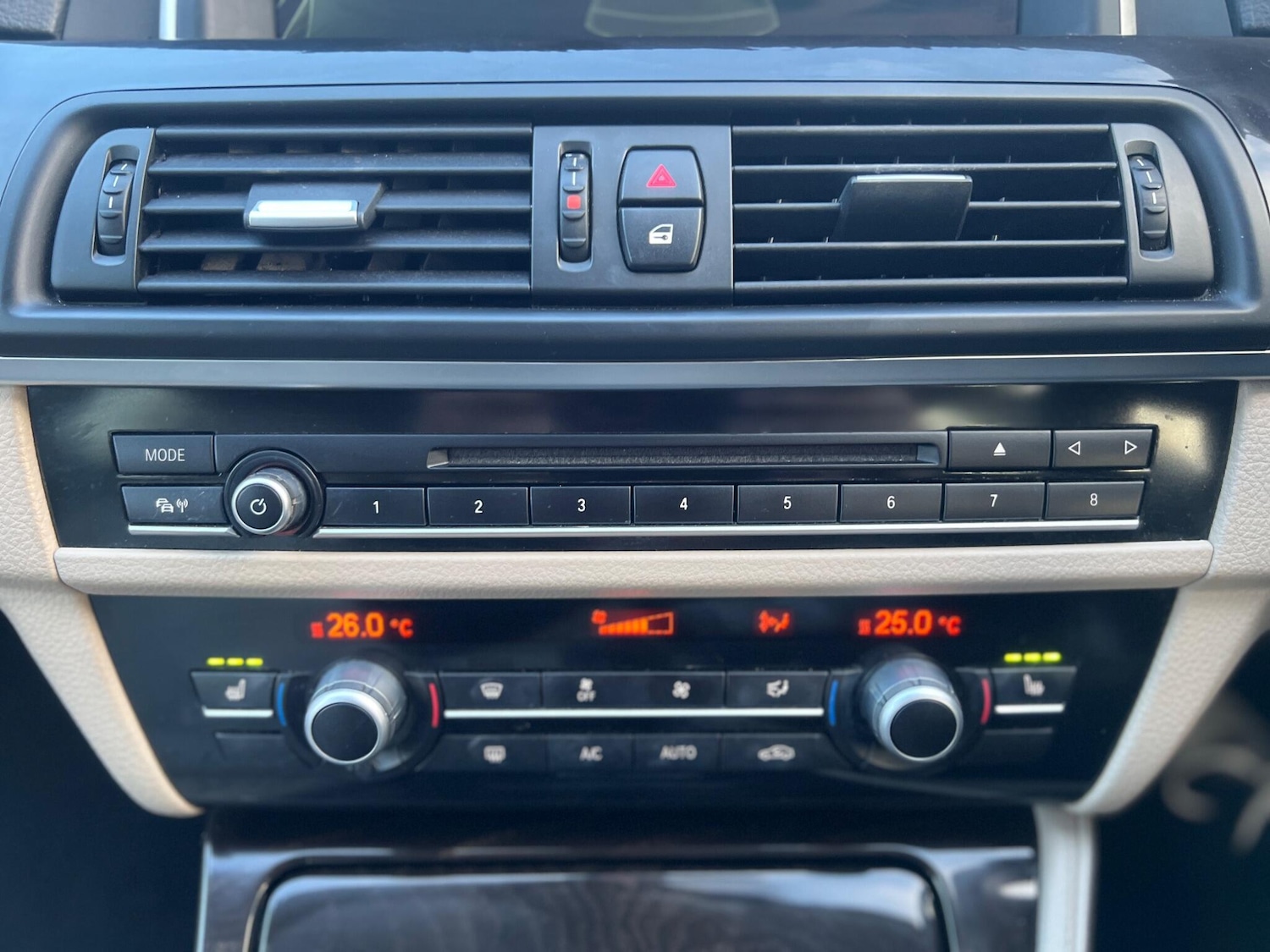 Used BMW 5 Series 2014 for sale - 77074409: Photo 23