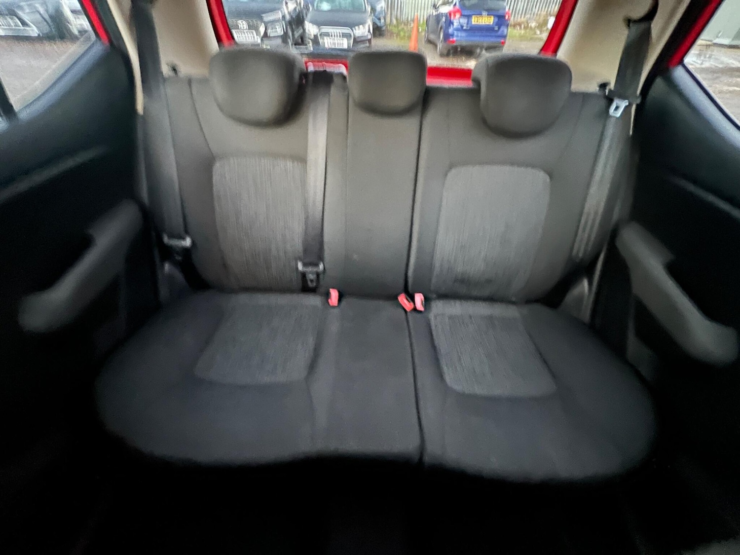 Used Hyundai i10 2011 for sale - 76701249: Photo 21