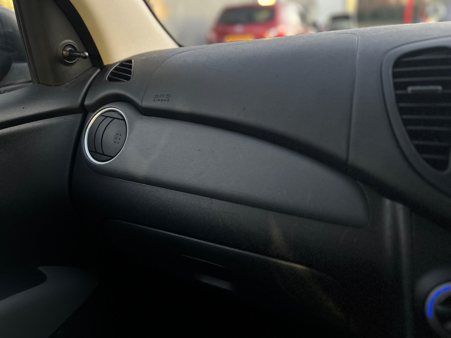 Used Hyundai i10 2011 for sale - 76701249: Photo 28