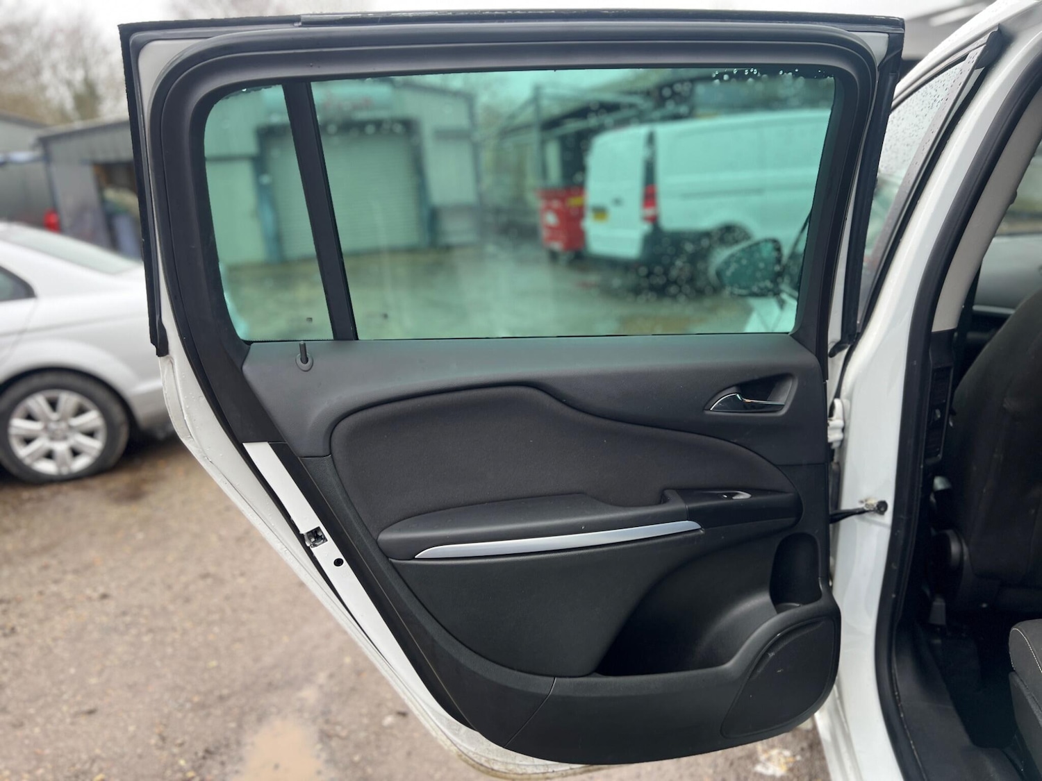 Used Vauxhall Zafira Tourer for sale - 77625433: Photo 17