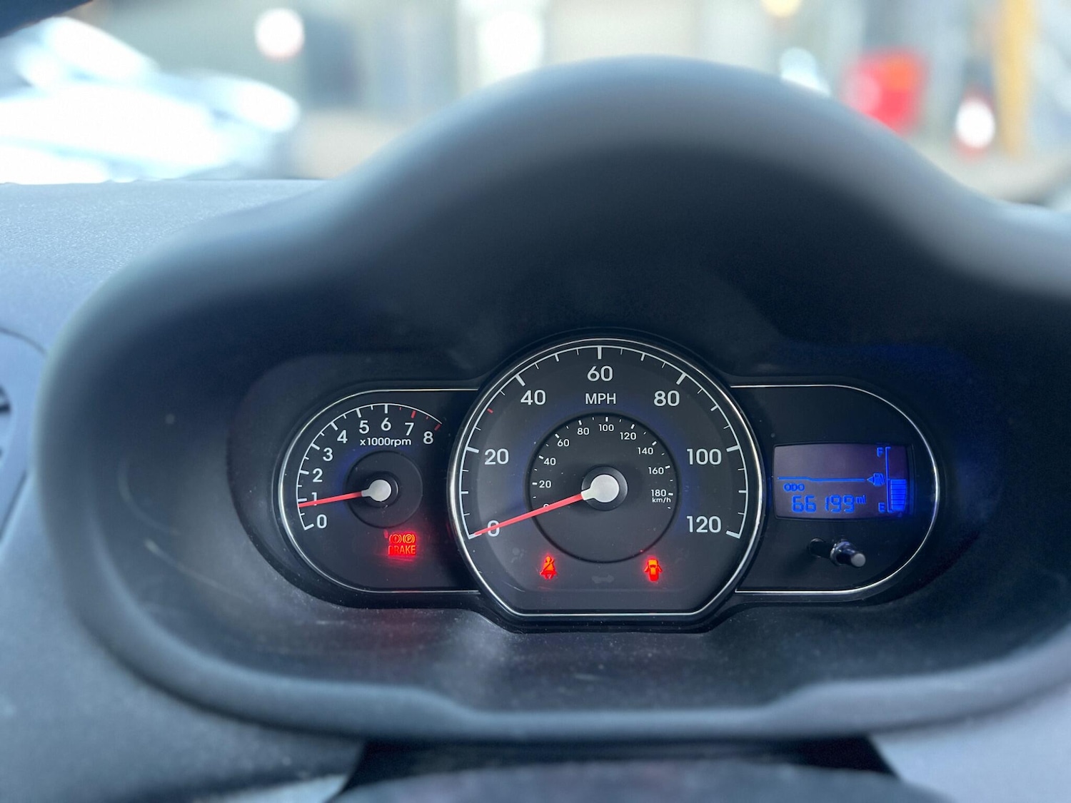 Used Hyundai i10 2013 for sale - 77957166: Photo 23