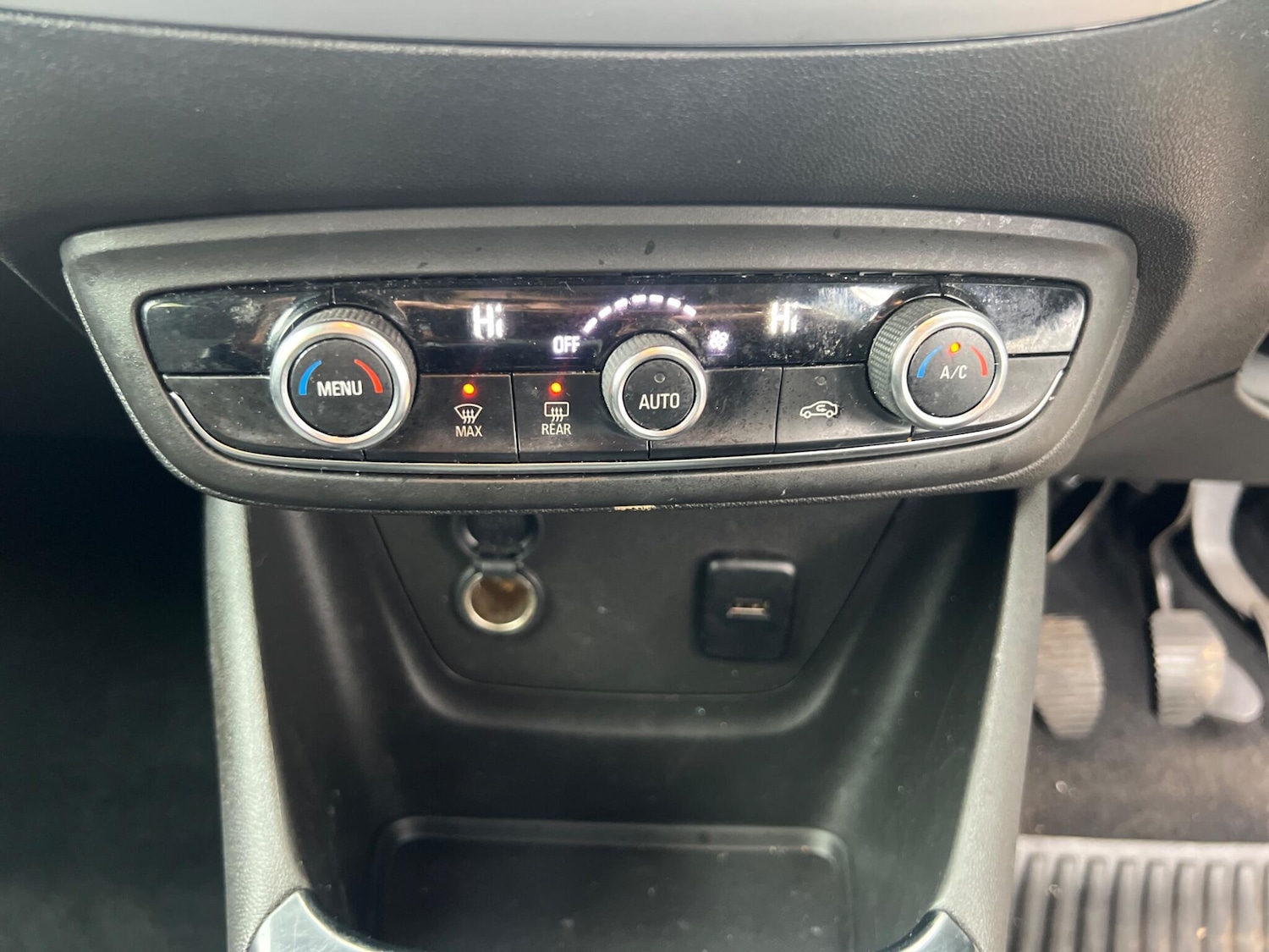 Used Vauxhall Crossland X 2017 for sale - 77898255: Photo 26