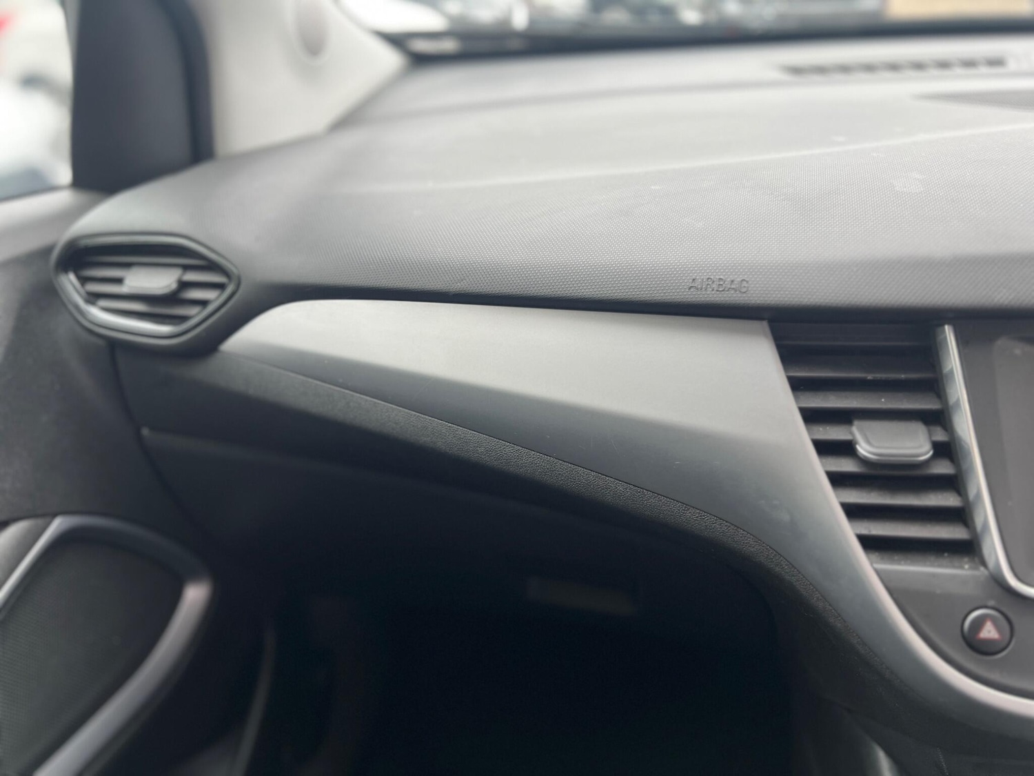 Used Vauxhall Crossland X 2017 for sale - 77898255: Photo 32