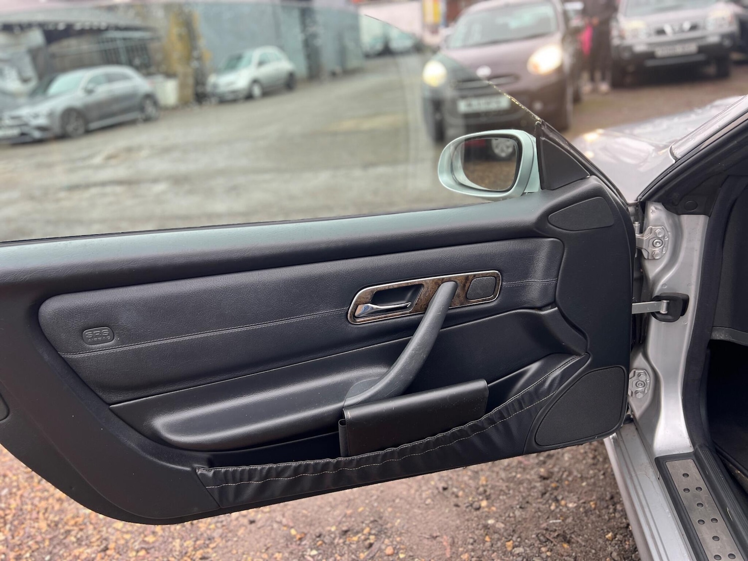 Used Mercedes-Benz SLK 2001 for sale - 77166518: Photo 9