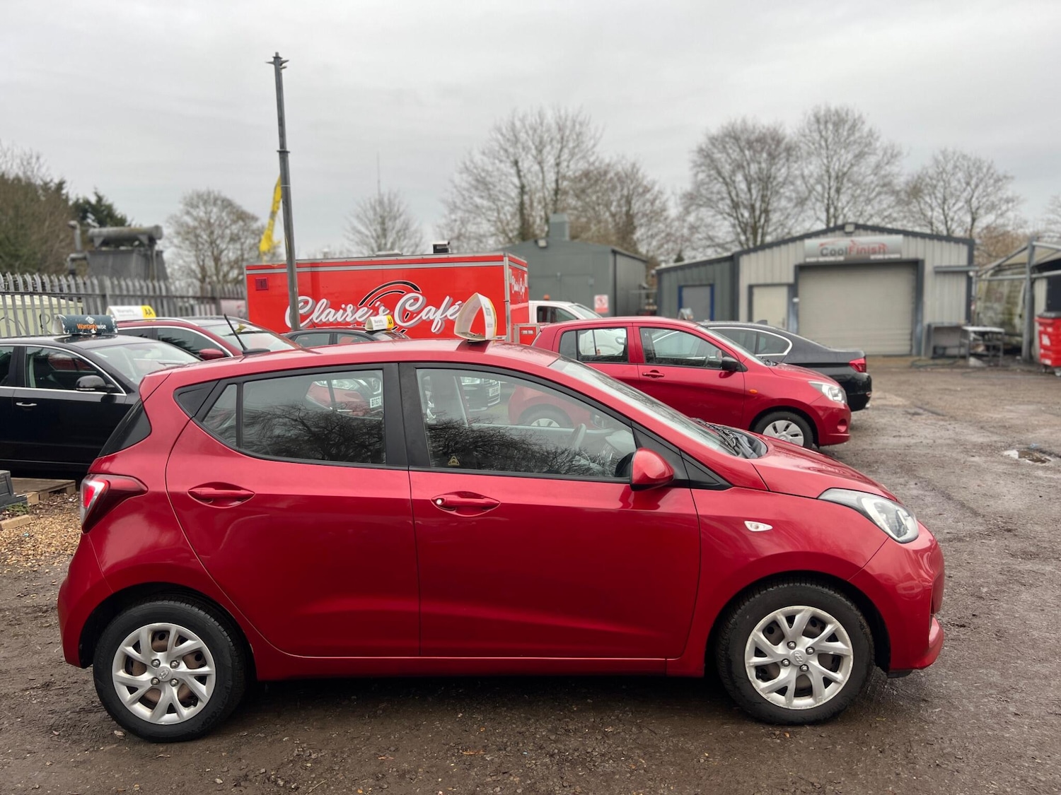 Used Hyundai i10 2017 for sale - 77166825: Photo 4