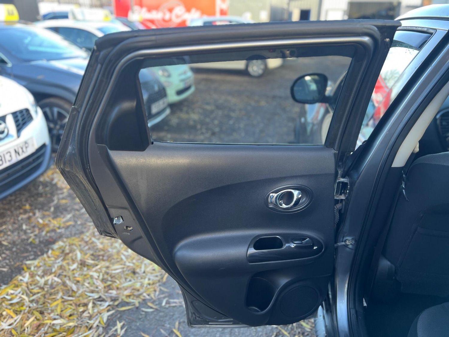 Used Nissan Juke 2013 for sale - 76899591: Photo 17