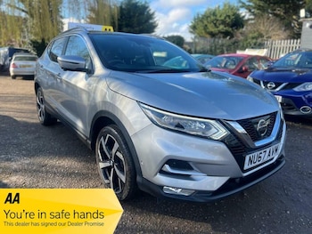 Used Nissan Qashqai 2017 for sale - 77705098: Photo