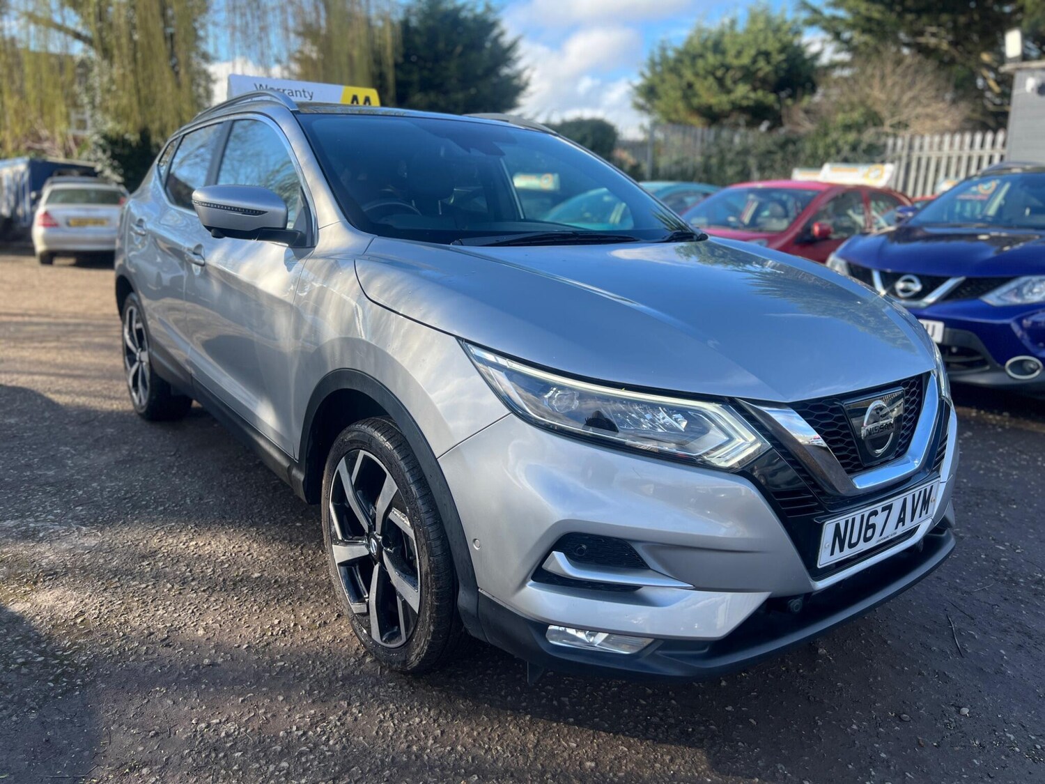 Used Nissan Qashqai 2017 for sale - 77705098: Photo 6