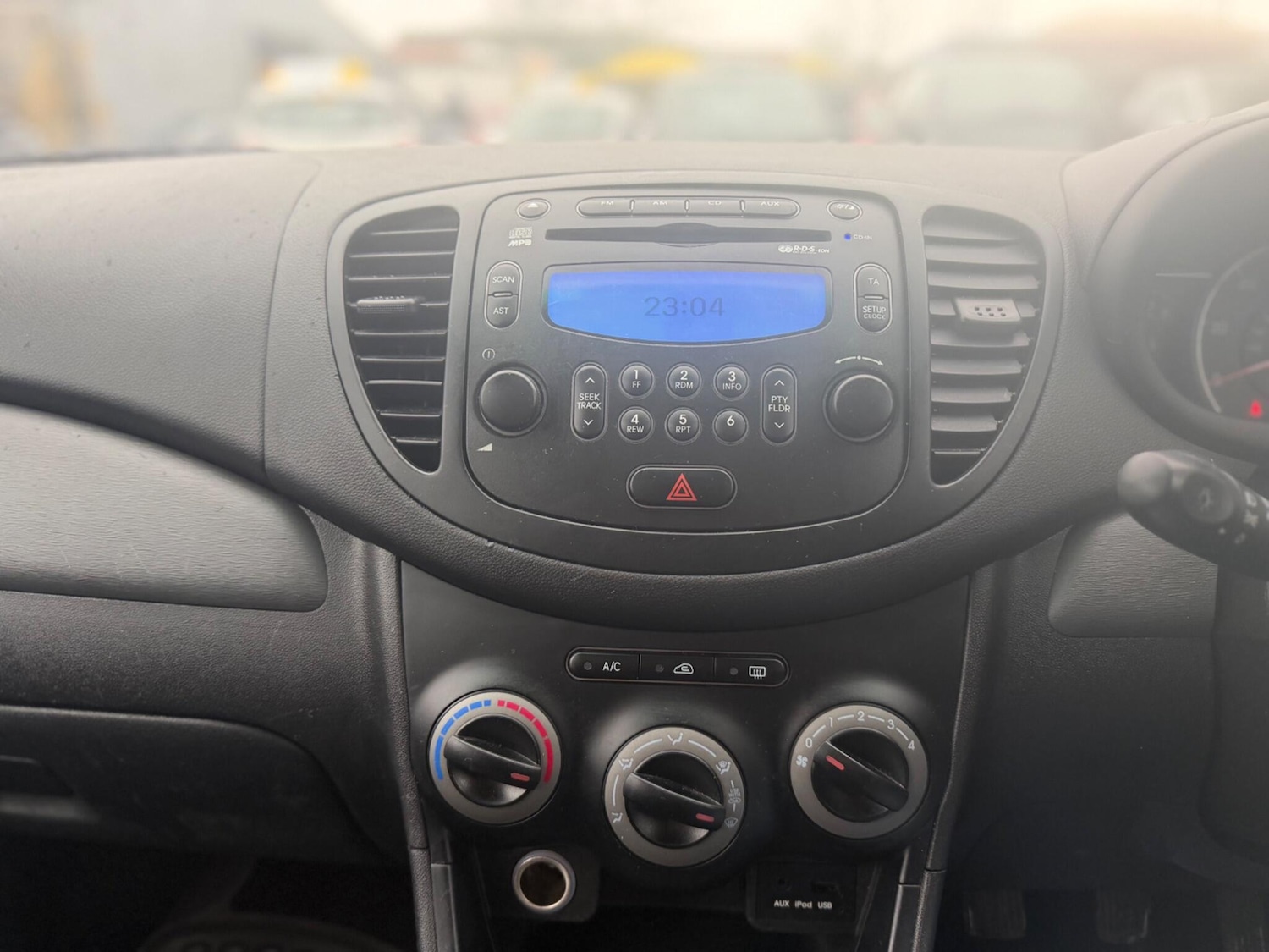 Used Hyundai i10 for sale - 77020867: Photo 31