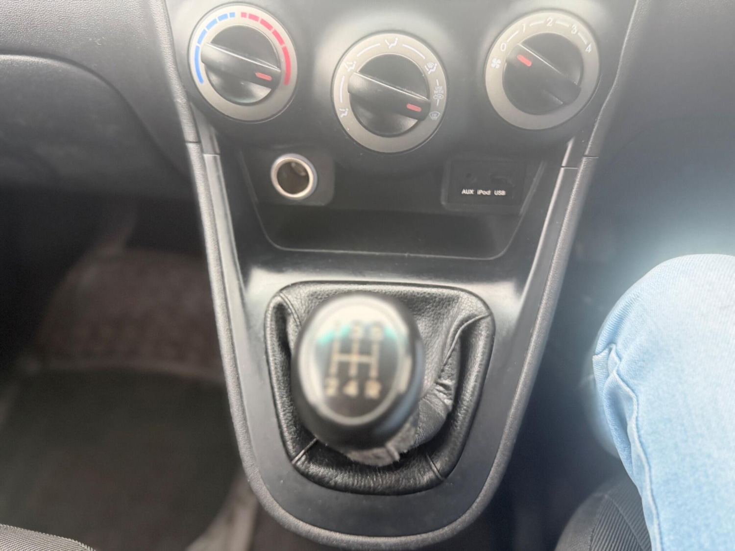 Used Hyundai i10 for sale - 77020867: Photo 33